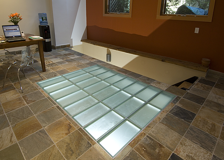 Glass floors and walkways from Innovate Building Solutions on ...