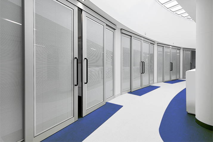 Accuride’s linear track system perfect for large sliding doors, furniture large doors, partitions and more