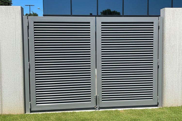 PalmSHIELD Architectural Gates - Seamless Security Meets Modern Design