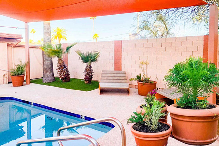 Resilient Poolside Paradises: TerraCast® Planters Redefine Durability